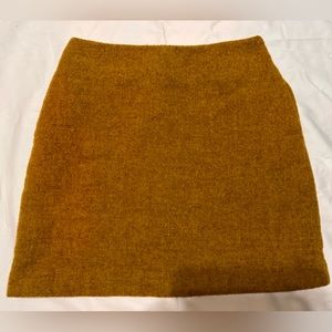 UNIQLO MINI SKIRT